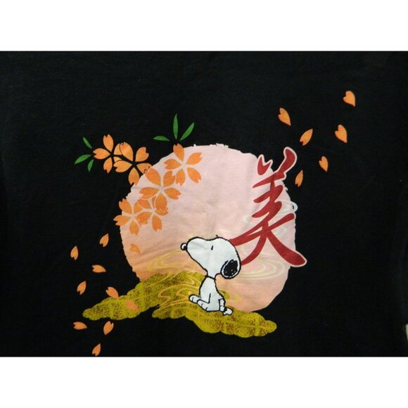 Peanuts Snoopy Black Graphic T-Shirt X-Large 100% Cotton Cherry Blossom Design - Picture 3 of 8
